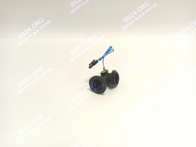Фитинг контура отопления угловой для темп. датчика Navien Deluxe 13-40K, Deluxe Coaxial 13-30K, Ace 13-40K, Ace Coaxial 13-30K (BH2507498B) 20007899C 